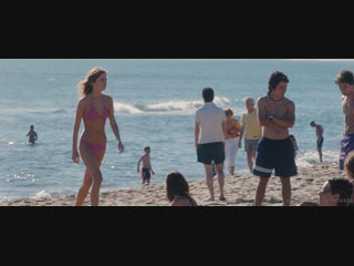 jessica stroup at the beach - the informers (2008) big ass milf